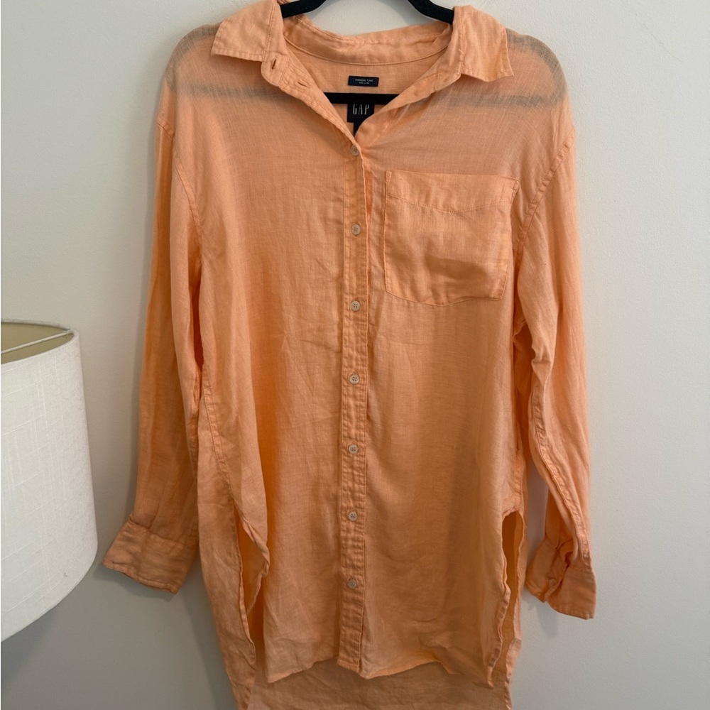 GAP Women's Peach Button Down Shirt